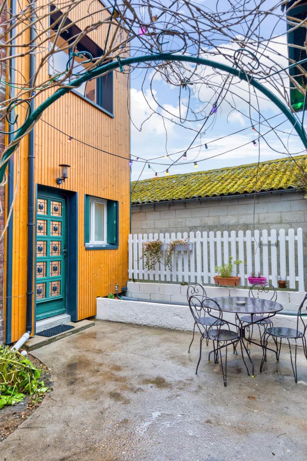 Rose Ecrin De Charme Avec Parking Terrasse Privee Et Jardin Partage Lejlighed Grand-Couronne Eksteriør billede